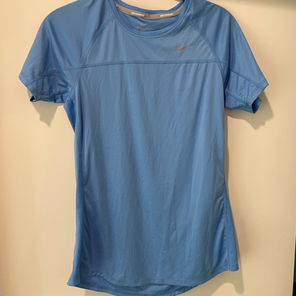 Nike Dri Fit Short Sleeve Top sz M